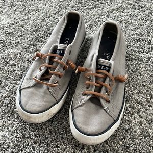 Womens Sperry Slip-on Size 7